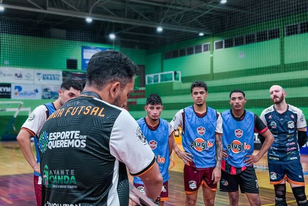 Essa &eacute; a segunda fez que o time joga fora de casa no campeonato.