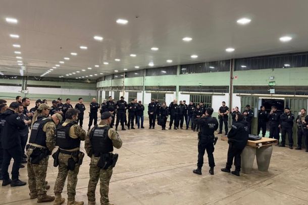 120 policias civis e militares est&atilde;o envolvidos na opera&ccedil;&atilde;o.