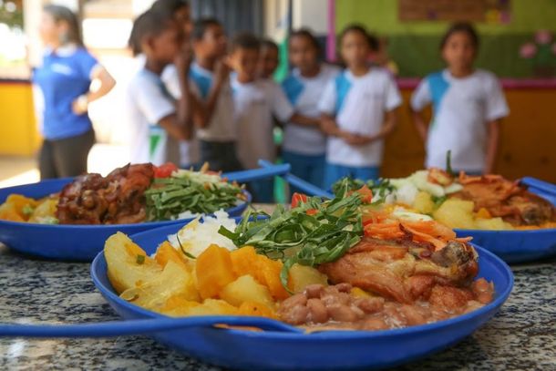 Al&eacute;m da concorr&ecirc;ncia p&uacute;blica para aquisi&ccedil;&atilde;o de merenda escolar, Prefeitura de Lucas do Rio Verde tem outros 16 processos licitat&oacute;rios abertos
