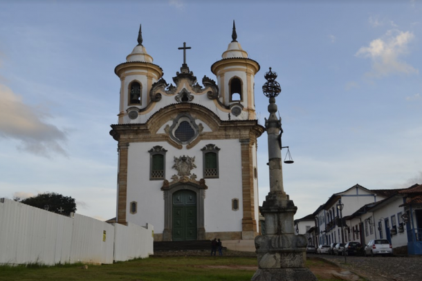 Pra&ccedil;a Minas Gerais, parte do rico patrim&ocirc;nio de Mariana