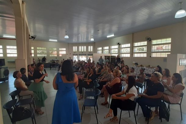 Imagens do evento em homenagem &agrave;s mulheres realizada neste &uacute;ltimo s&aacute;bado (08) no Centro Cultural de Mirassol