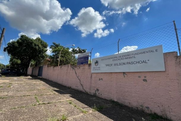 Fachada da escola Wilson Paschoal