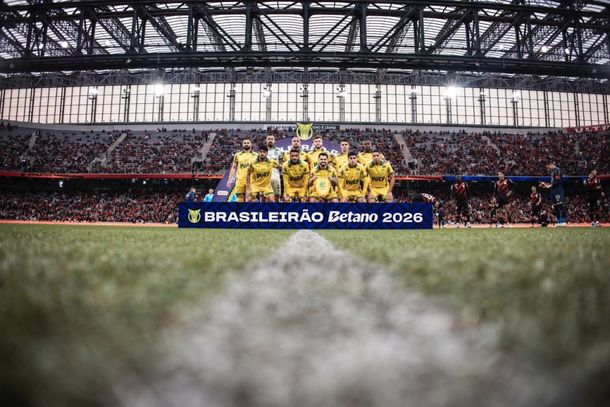 Time do Mirassol em foto antes do jogo