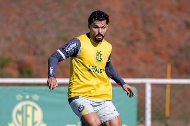 Alesson assinou contrato em definitivo com o Mirassol