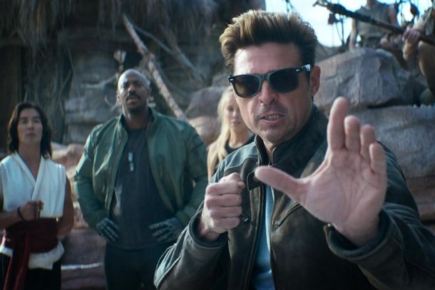&ldquo;It&rsquo;s show time!&rdquo;: &lsquo;Johnny Cage&rsquo; (Karl Urban) &eacute; irreverente, sarc&aacute;stico, mas tamb&eacute;m extremamente carism&aacute;tico