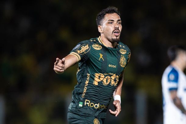 Eduardo comemora o gol do Mirassol
