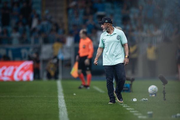 T&eacute;cnico Rafael Guanaes: "Enfrentar o Cruzeiro no Mineir&atilde;o &eacute; sempre um grande desafio, mas nossa equipe j&aacute; mostrou que consegue competir contra qualquer advers&aacute;rio."