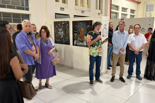 1&ordf; Mostra Metropolitana de Artes Pl&aacute;sticas re&uacute;ne bom p&uacute;blico no Centro Cultural