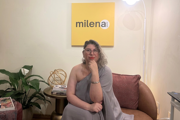 Milena Paula, que &eacute; advogada de forma&ccedil;&atilde;o, realiza atendimentos, consultorias energ&eacute;tica ambiental, mentorias, palestras, workshops e cursos