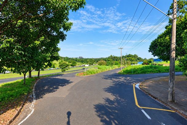 Al&ccedil;a de acesso &agrave; rodovia, localizada na Avenida Fernando Bonvino, no Distrito Industrial, ser&aacute; totalmente fechada para obras na marginal no km 443+700m, na pista norte