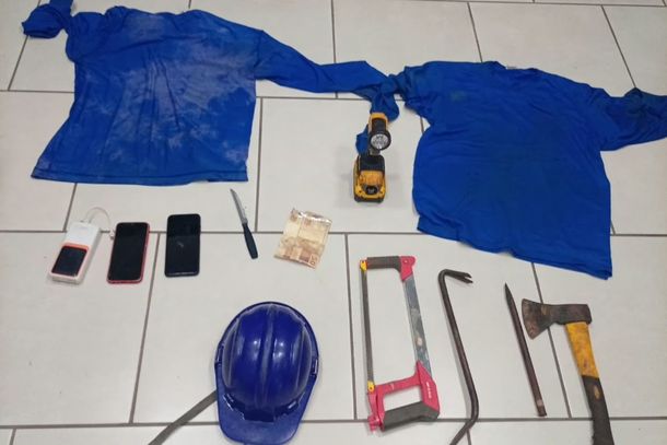 PM prende tr&ecirc;s homens e recupera R$ 200 mil em fios de cobre em Mirassol