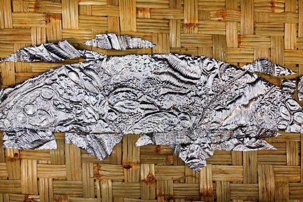 &Otilde;p&iacute;a_instala&ccedil;&atilde;o com desenhos e texturas de Marilia Vasconcellos