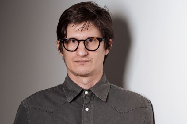 Z&eacute; Ot&aacute;vio, artista visual e designer, de Ol&iacute;mpia, participa da exposi&ccedil;&atilde;o Fazeres, em Uchoa