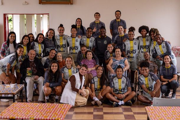 Leoas Paulistas levam carinho e companhia aos moradores do Lar dos Velhinhos de Mirassol