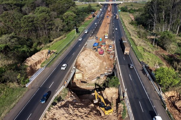 Obras na Washington Lu&iacute;s seguem em ritmo intenso entre Mirassol e Rio Preto
