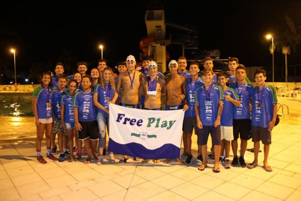 12 MEDALHAS PARA A FREE PLAY NO REGIONAL PRÉ-MIRIM A PETIZ ‹ O