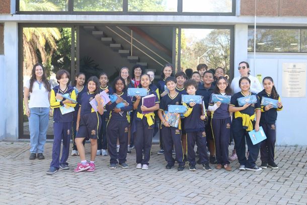 Alunos conhecem tratamento da &aacute;gua durante visita &agrave; ETA Esta&ccedil;&atilde;o de Tratamento de &Aacute;gua