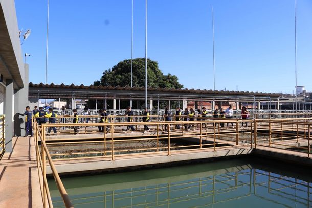 Alunos conhecem tratamento da &aacute;gua durante visita &agrave; ETA Esta&ccedil;&atilde;o de Tratamento de &Aacute;gua