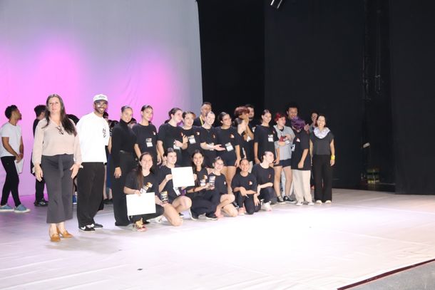 Festival de Dan&ccedil;a re&uacute;ne mais de 100 bailarinos em Mogi Mirim