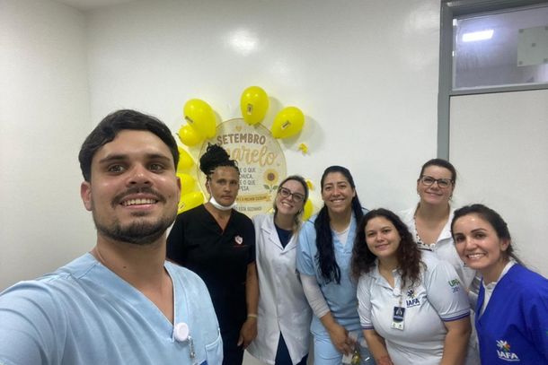 Funcion&aacute;rios da UPA realizam a&ccedil;&otilde;es com profissionais da unidade