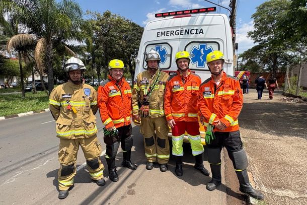 Simulado de acidente re&uacute;ne for&ccedil;as de seguran&ccedil;a e Renovias em Mogi Gua&ccedil;u