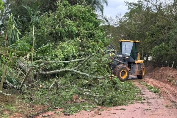 Mogi Mirim refor&ccedil;a manuten&ccedil;&atilde;o de estradas rurais ap&oacute;s fortes chuvas