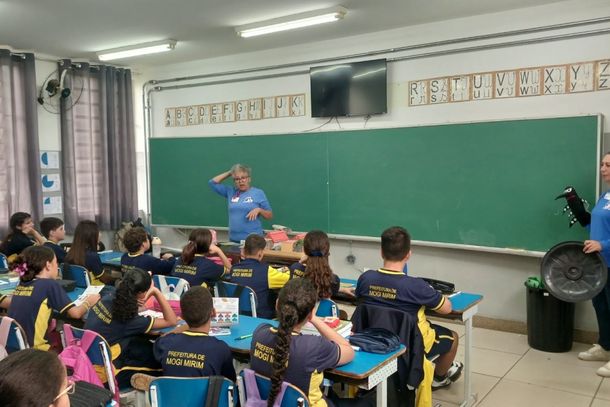Palestra ensina crian&ccedil;as a combater o mosquito da dengue
