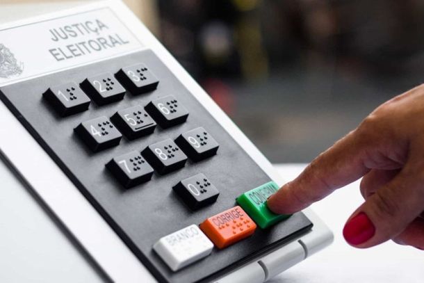 Presidente teve mais votos v&aacute;lidos em Mogi Mirim; Senado somou mais brancos e nulos