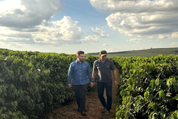 Associado do Sicredi e cafeicultor, Fernando Pessoni destaca a proximidade e a confian&ccedil;a na cooperativa.