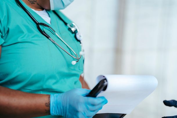 Santa Casa de Passos abre processo seletivo para resid&ecirc;ncia m&eacute;dica para 2027