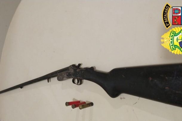 O casal e a arma de fogo foram encaminhados &agrave; delegacia de Para&iacute;so do Norte.