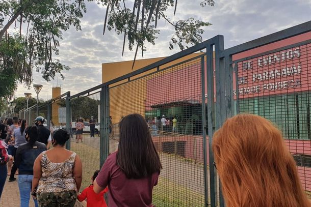 Vacina&ccedil;&atilde;o em massa nesta quinta-feira (14).