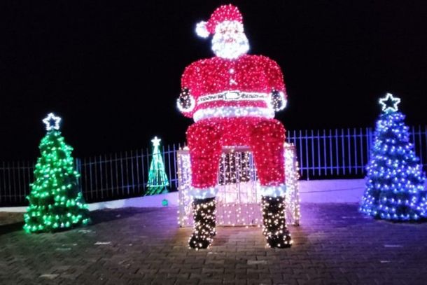 A decora&ccedil;&atilde;o permanece na cidade at&eacute; a segunda quinzena de janeiro.