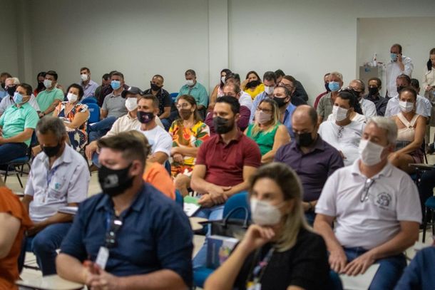 O evento aconteceu na sede da Associa&ccedil;&atilde;o dos Munic&iacute;pios do Noroeste do Paran&aacute; (Amunpar).