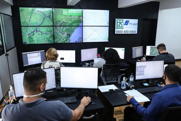 As chamadas ser&atilde;o recebidas pelo Centro de Opera&ccedil;&otilde;es Integradas (COI) do DER/PR.