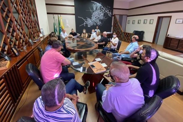 Segundo a prefeitura, a obra de R$ 3,6 milh&otilde;es conta com R$ 2,8 milh&otilde;es de recursos do Fundo Nacional de Desenvolvimento da Educa&ccedil;&atilde;o (FNDE) e contrapartida de R$ 789 mil do munic&iacute;pio.