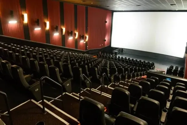 O desconto &eacute; v&aacute;lido para eventos art&iacute;sticos, culturais, cinematogr&aacute;ficos e desportivos.
