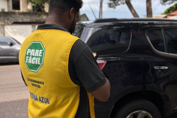 O sistema rotativo de estacionamento garante mais praticidade e flexibilidade aos motoristas que utilizam as vagas na cidade.