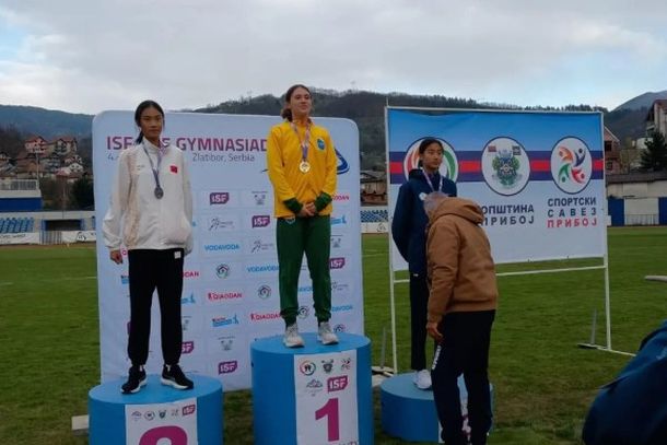 A jovem atleta agora ostenta o t&iacute;tulo de campe&atilde; em todas as fases da competi&ccedil;&atilde;o escolar.