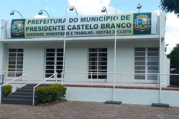 A taxa de inscri&ccedil;&atilde;o varia de R$ 60 a R$ 150, conforme o cargo pretendido.