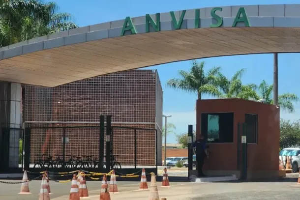 A utiliza&ccedil;&atilde;o da planta ora-pro-n&oacute;bis em suplementos alimentares foi proibida pela ag&ecirc;ncia, em abril deste ano, por falta de evid&ecirc;ncias que comprovem a sua efic&aacute;cia e seguran&ccedil;a