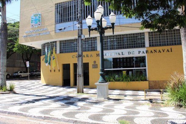 Vereadoras cobram explica&ccedil;&otilde;es sobre filas de exames em Paranava&iacute;