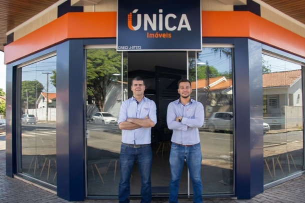 Com oito anos de atua&ccedil;&atilde;o, a &Uacute;nica Im&oacute;veis aposta em inova&ccedil;&atilde;o e acompanha mudan&ccedil;as que facilitam o acesso &agrave; casa pr&oacute;pria.