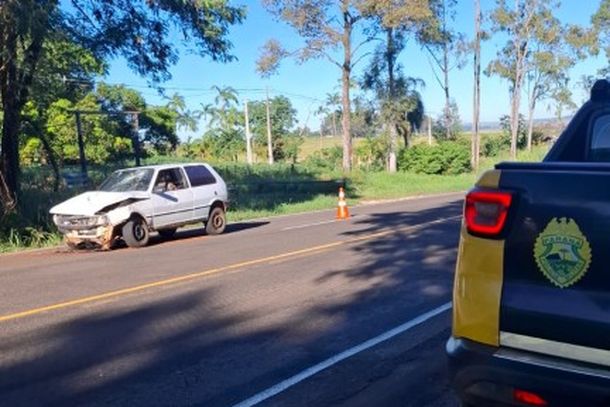  Motorista fica ferido ap&oacute;s acidente na PR-323