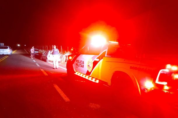  Tr&ecirc;s pessoas ficam feridas em acidente na PR-542, em Colorado