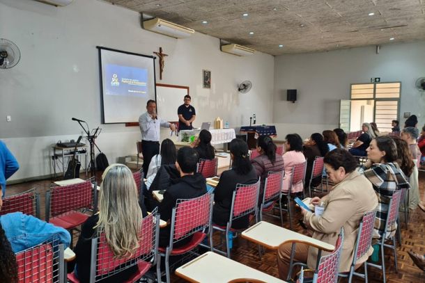 A programa&ccedil;&atilde;o contou com palestras e orienta&ccedil;&otilde;es sobre o sistema pastoral e financeiro utilizado pela Diocese, al&eacute;m de uma mensagem do bispo diocesano, Dom M&aacute;rio Spaki.