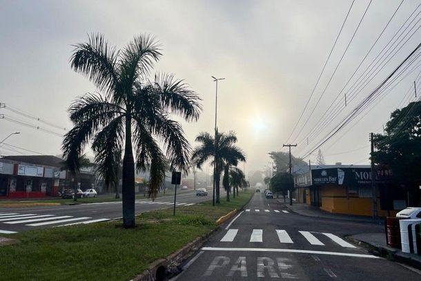 Ap&oacute;s segunda-feira abafada e com risco de chuva, temperaturas devem cair bruscamente na regi&atilde;o.