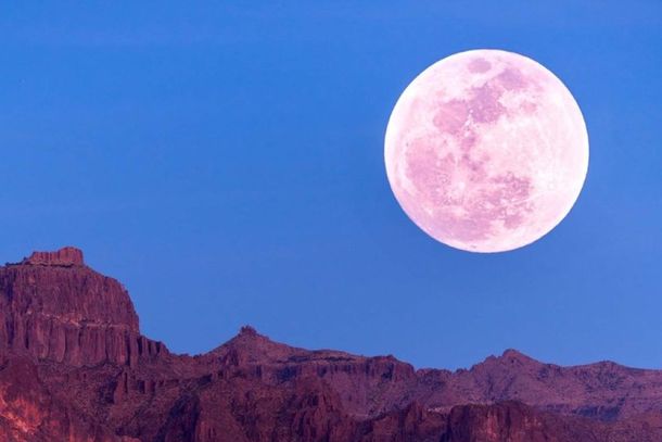 Fen&ocirc;meno da Lua cheia de junho deve atingir o pico por volta das 20h57 e poder&aacute; ser observado a olho nu no munic&iacute;pio, se o tempo colaborar.