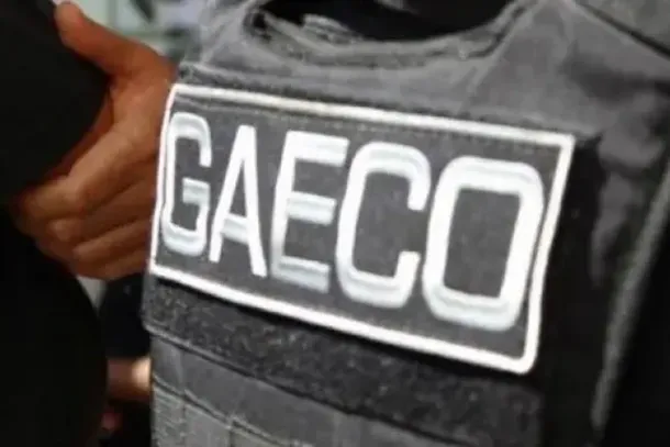 Segundo os investigadores, o grupo criminoso investigado possui ramifica&ccedil;&otilde;es em diversas regi&otilde;es do pa&iacute;s e mant&eacute;m atividades coordenadas a partir de unidades prisionais.