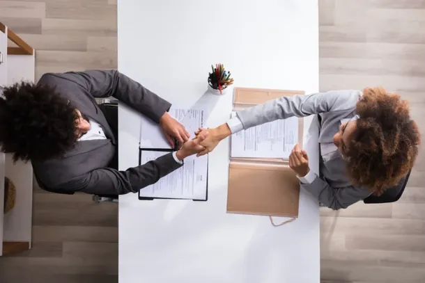 Classificados de Empregos re&uacute;nem 96 vagas abertas em Paranava&iacute; nesta ter&ccedil;a-feira (07)